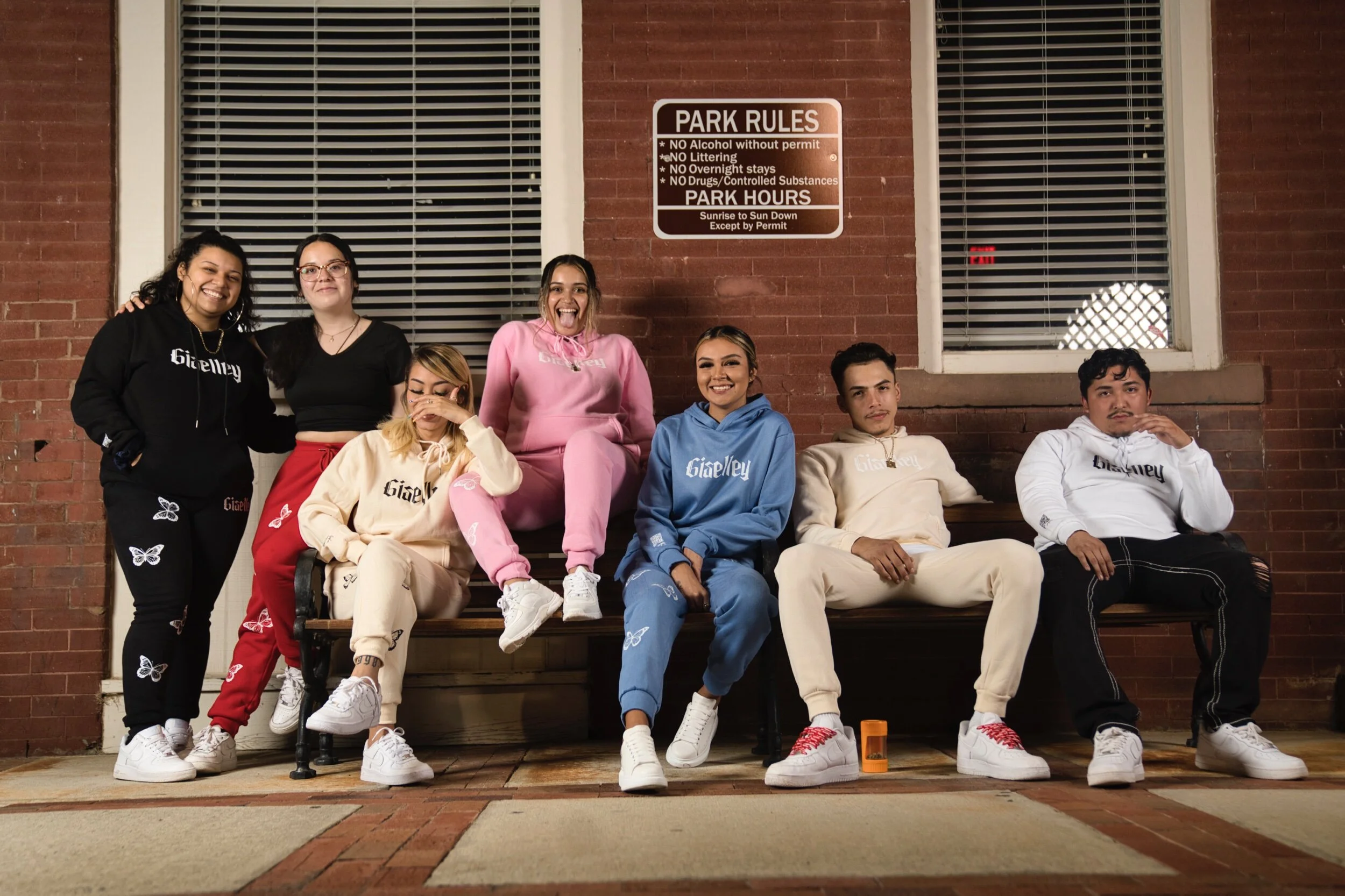 5FE37A4C-DF23-4078-BFDC-1A9F5613B52D