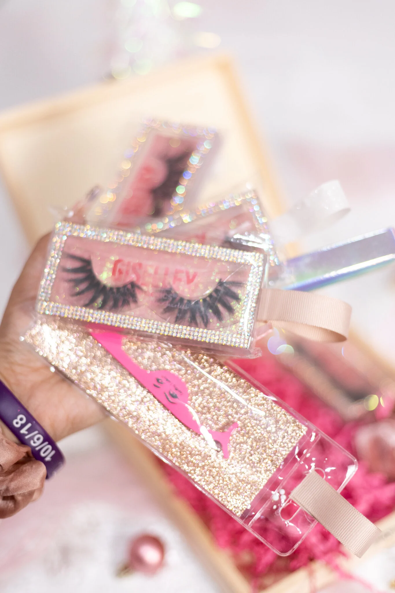 BBAAB2CF-8C8A-40E3-B1C4-12EEAD6517A9