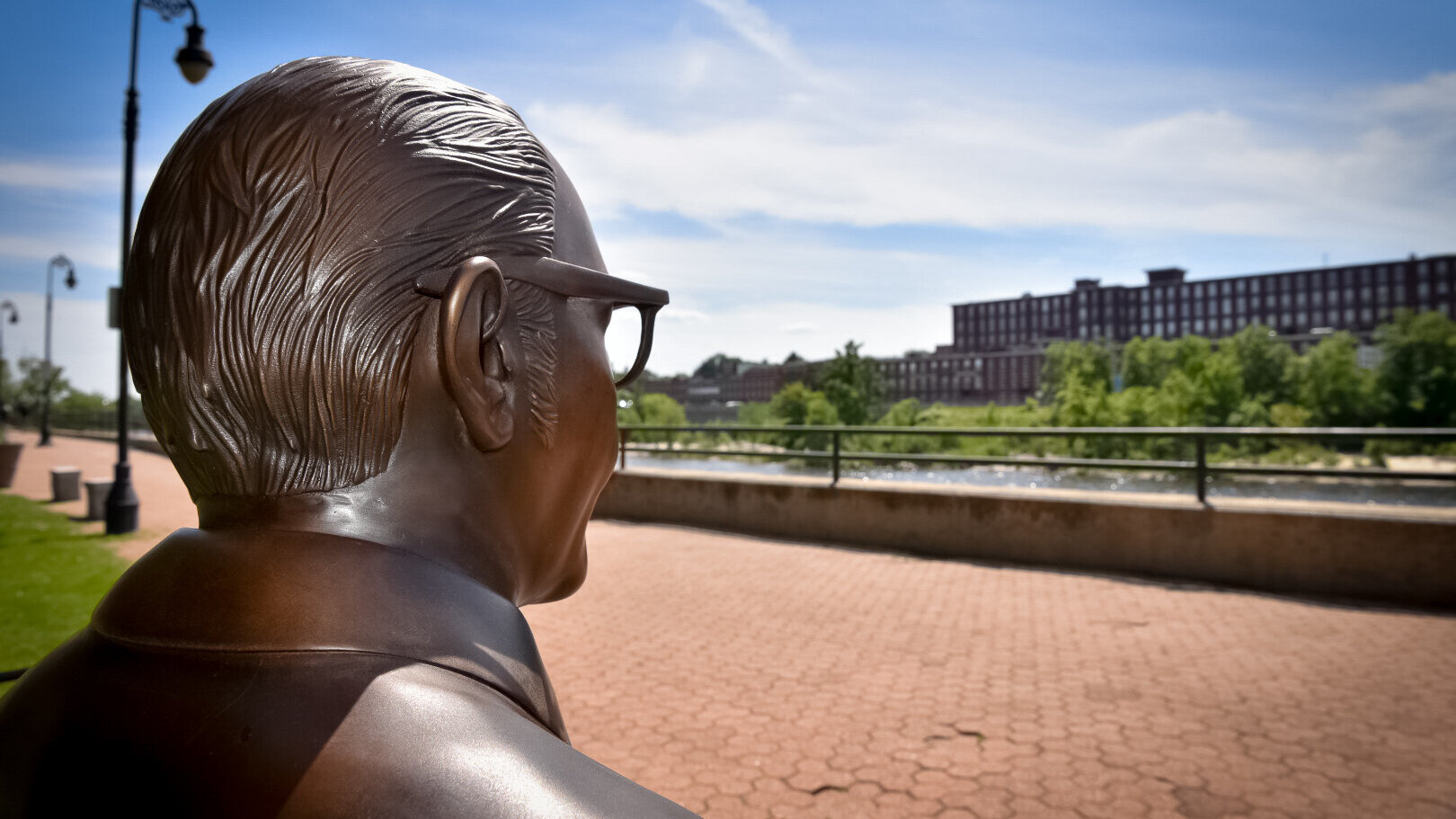  Completed sculpture, Arms Park, Manchester, New Hampshire 