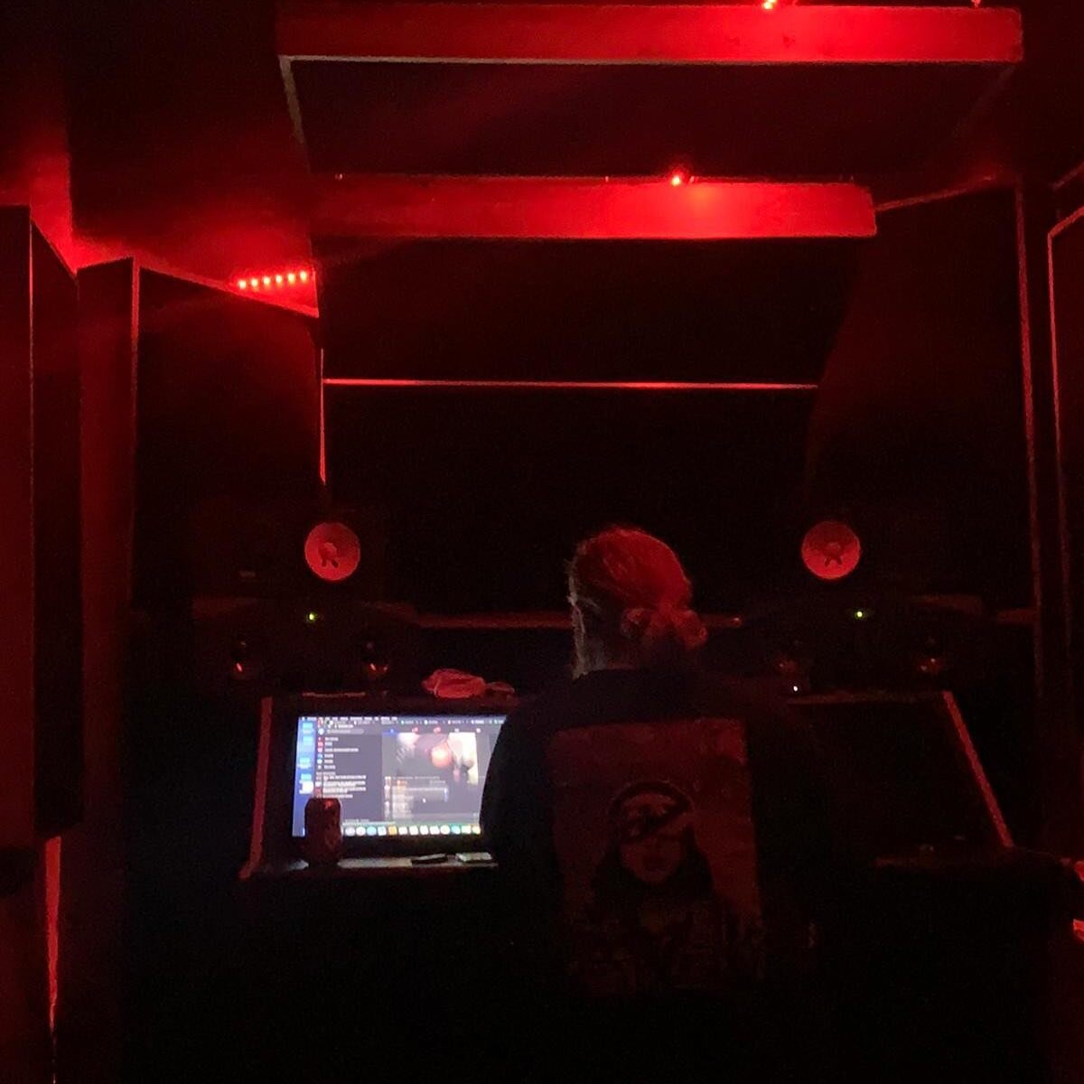 Testing out speaker placement in the new room. Already sounds 52x better. Gotta do some Room Eq to perfect it and wait on some deliveries to get the studio fully running again but my god are we close. Onto decorating the vocal room tomorrow. #abbeyla