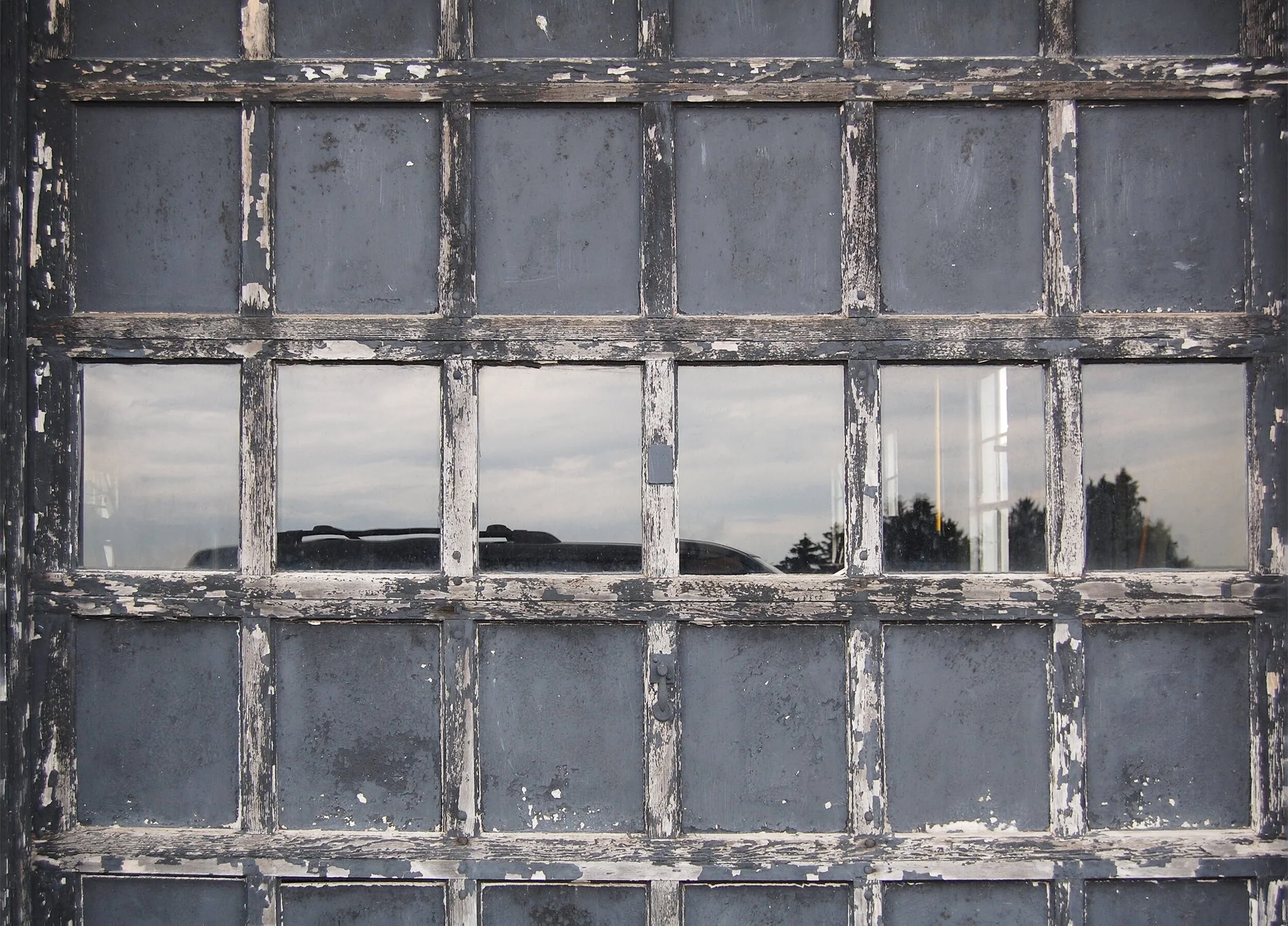 LaFave+Grey+Door+with+Windows+website.jpg