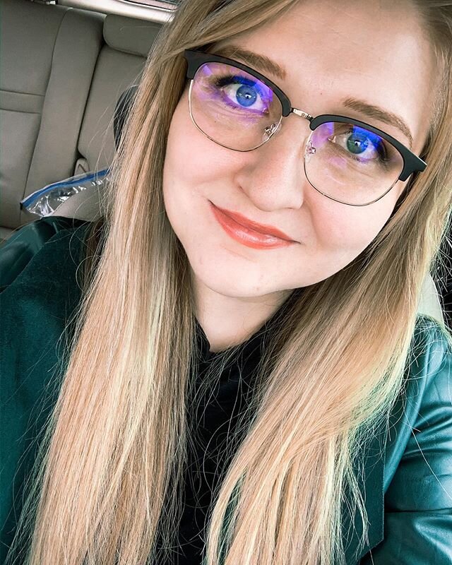 👓Love reacts only pls I never had glasses b4 👓