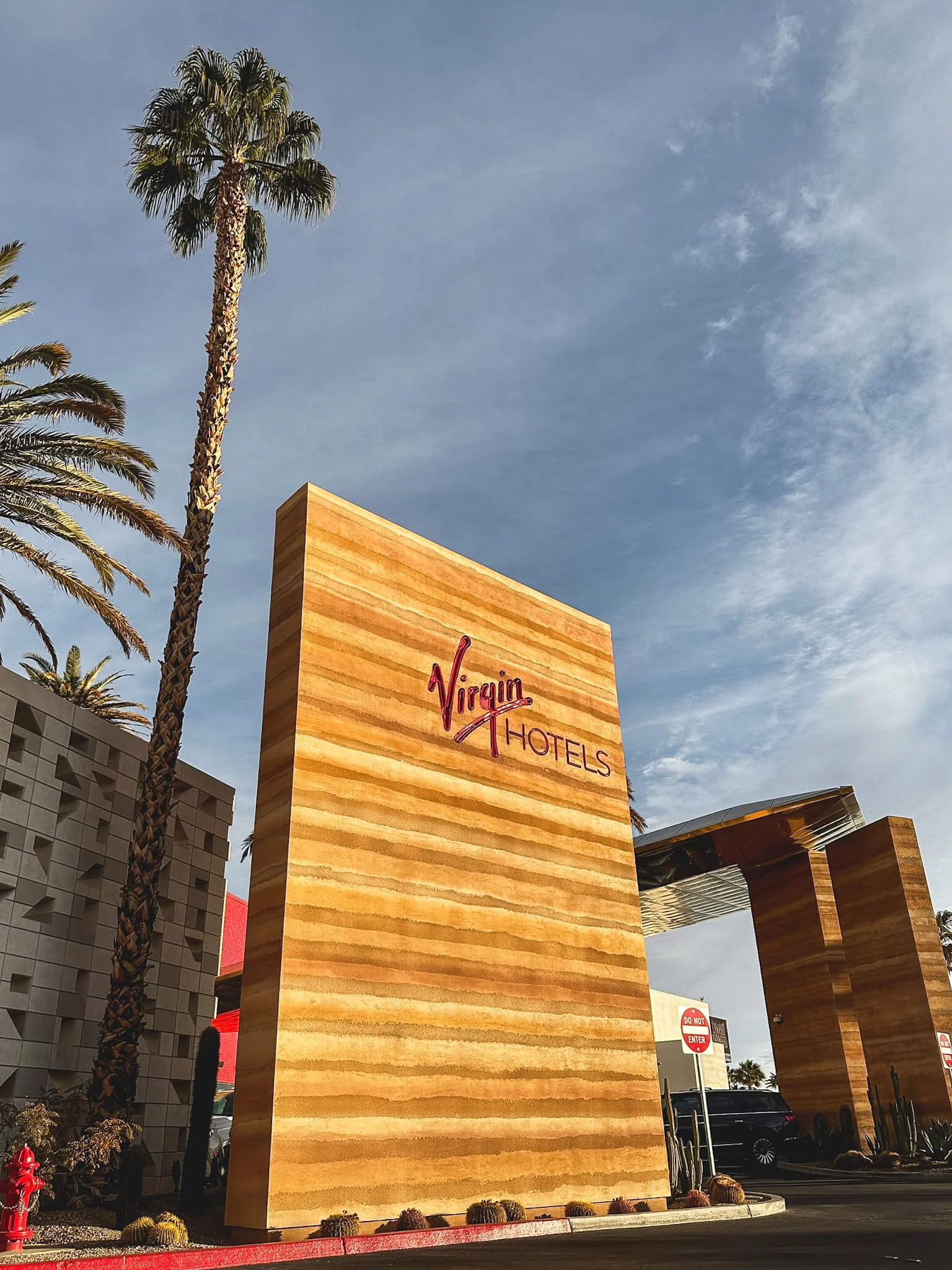 Hotel Review: Virgin Hotels Las Vegas, Curio Collection by Hilton