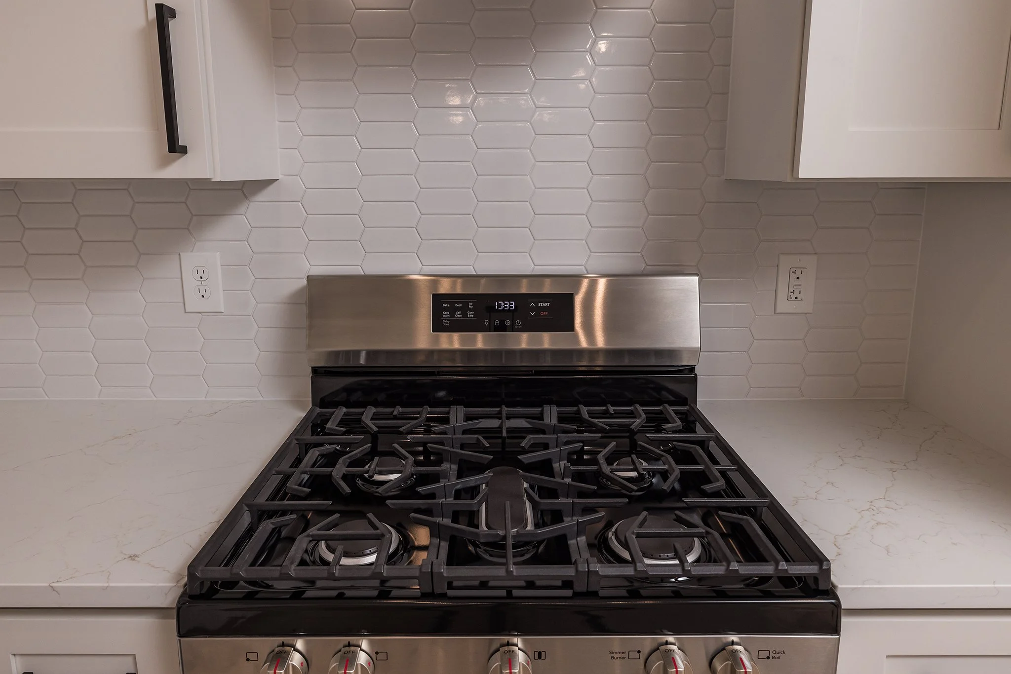 014_2025.11.20 . 1740 W Pipstone Dr.jpg