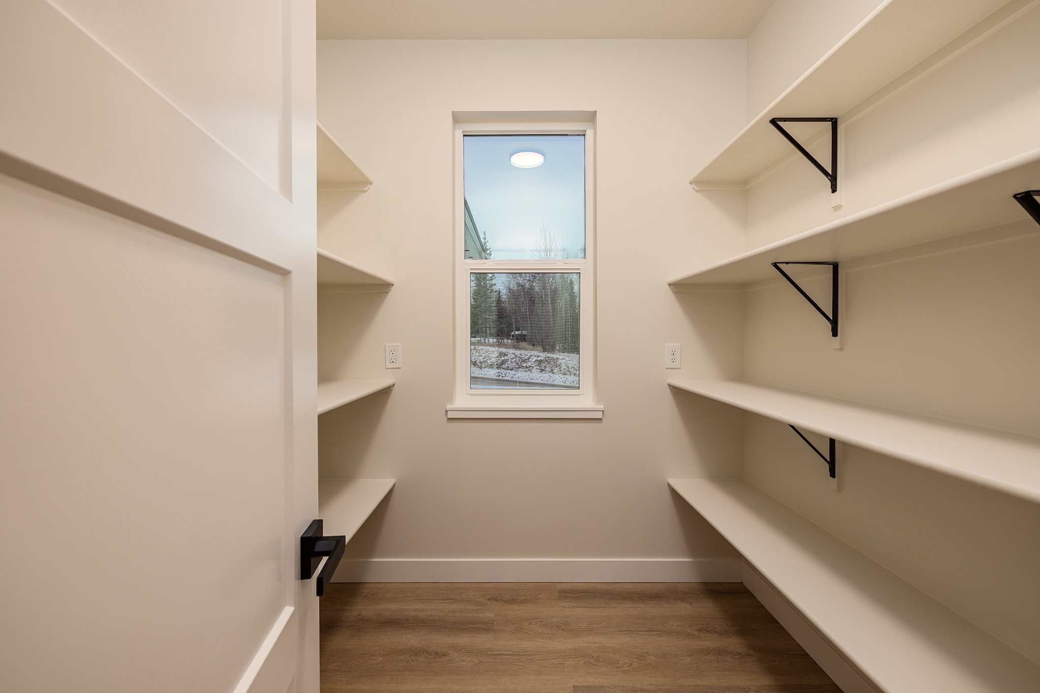 026_2025.11.20 . 1740 W Pipstone Dr.jpg