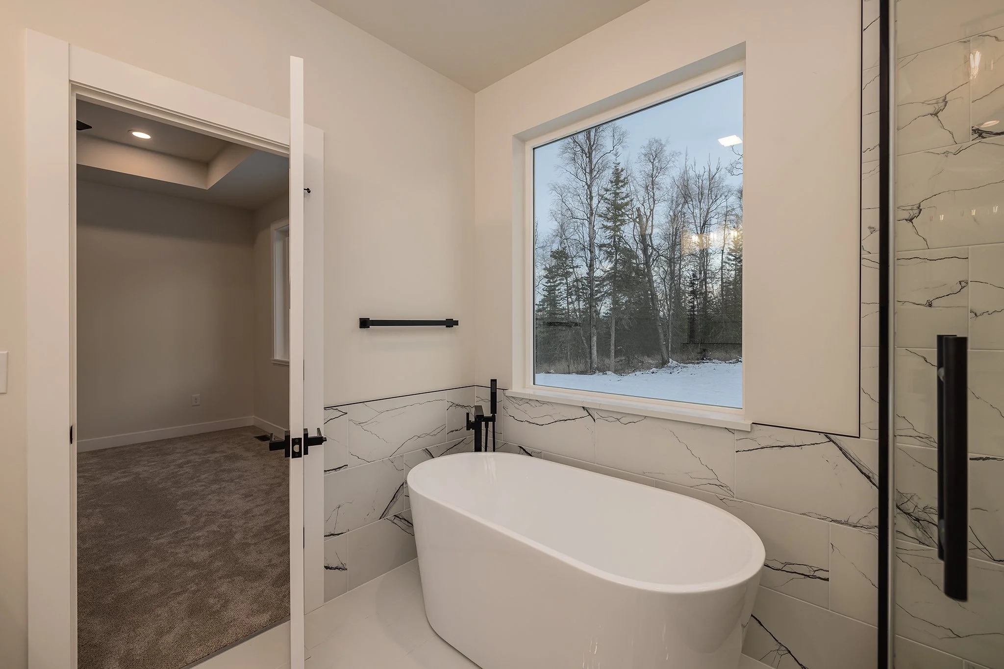 036_2025.11.20 . 1740 W Pipstone Dr.jpg