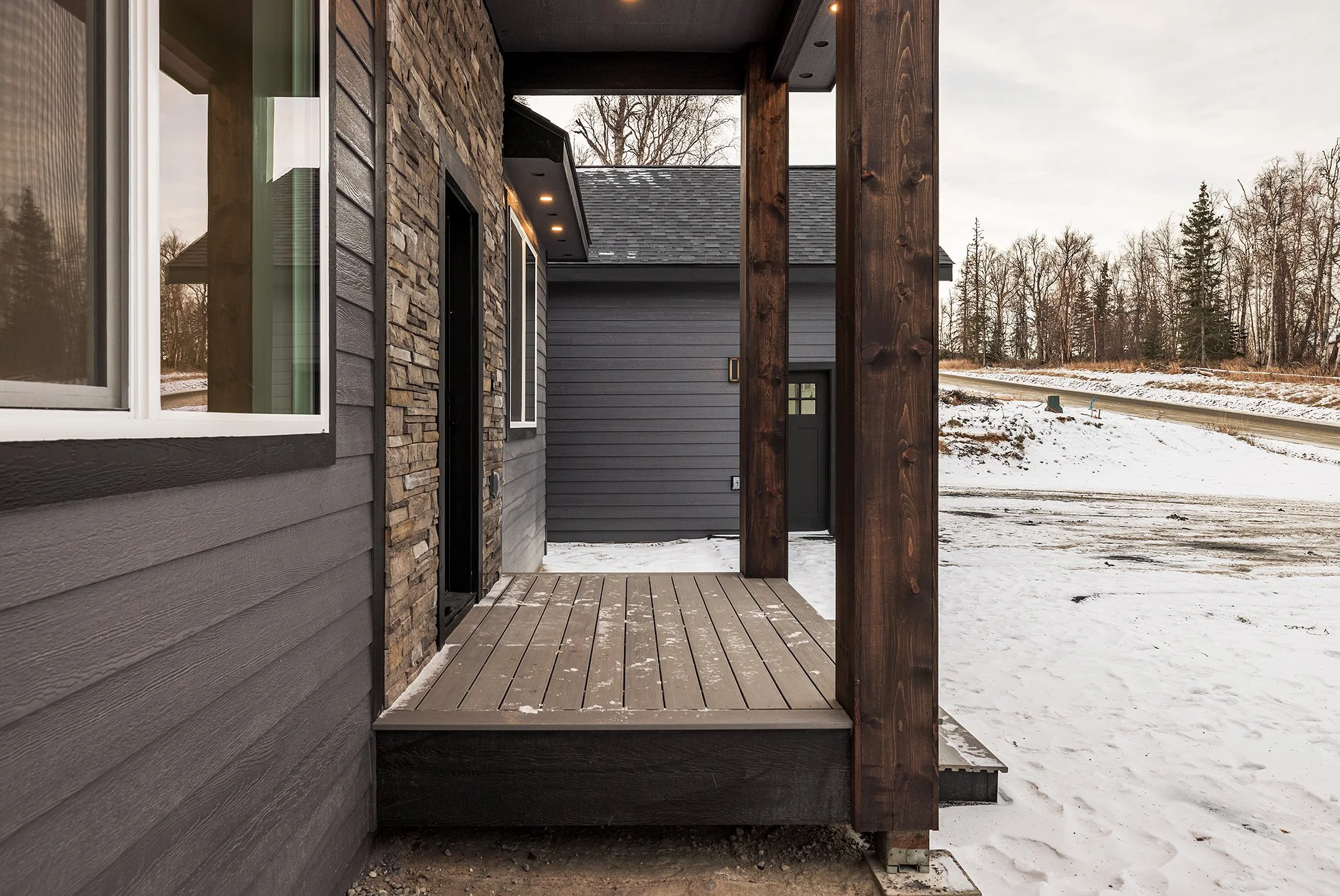 049_2025.11.20 . 1740 W Pipstone Dr.jpg