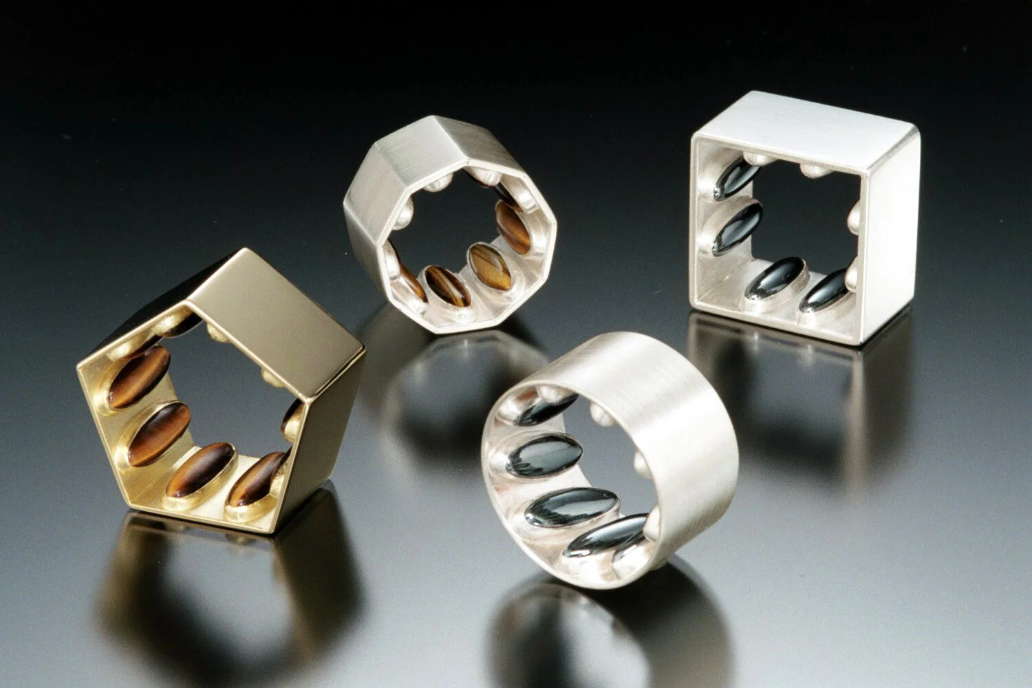 introspective ring:4.JPG