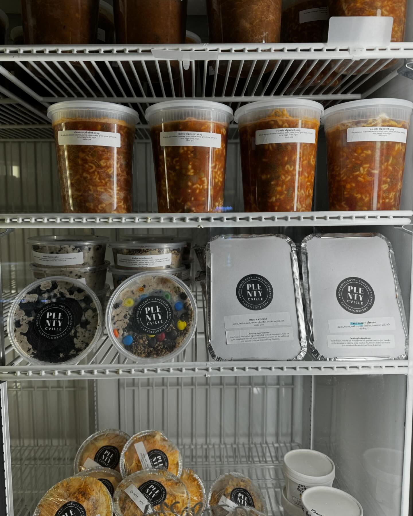 heads up! it&rsquo;s the last day of our freezer soup sale! all frozen soups are only $10. plus our fresh case is fully stocked with every thing from the most recent menu and more! stop by today and stock up for the week. we&rsquo;re open 11-5 today.