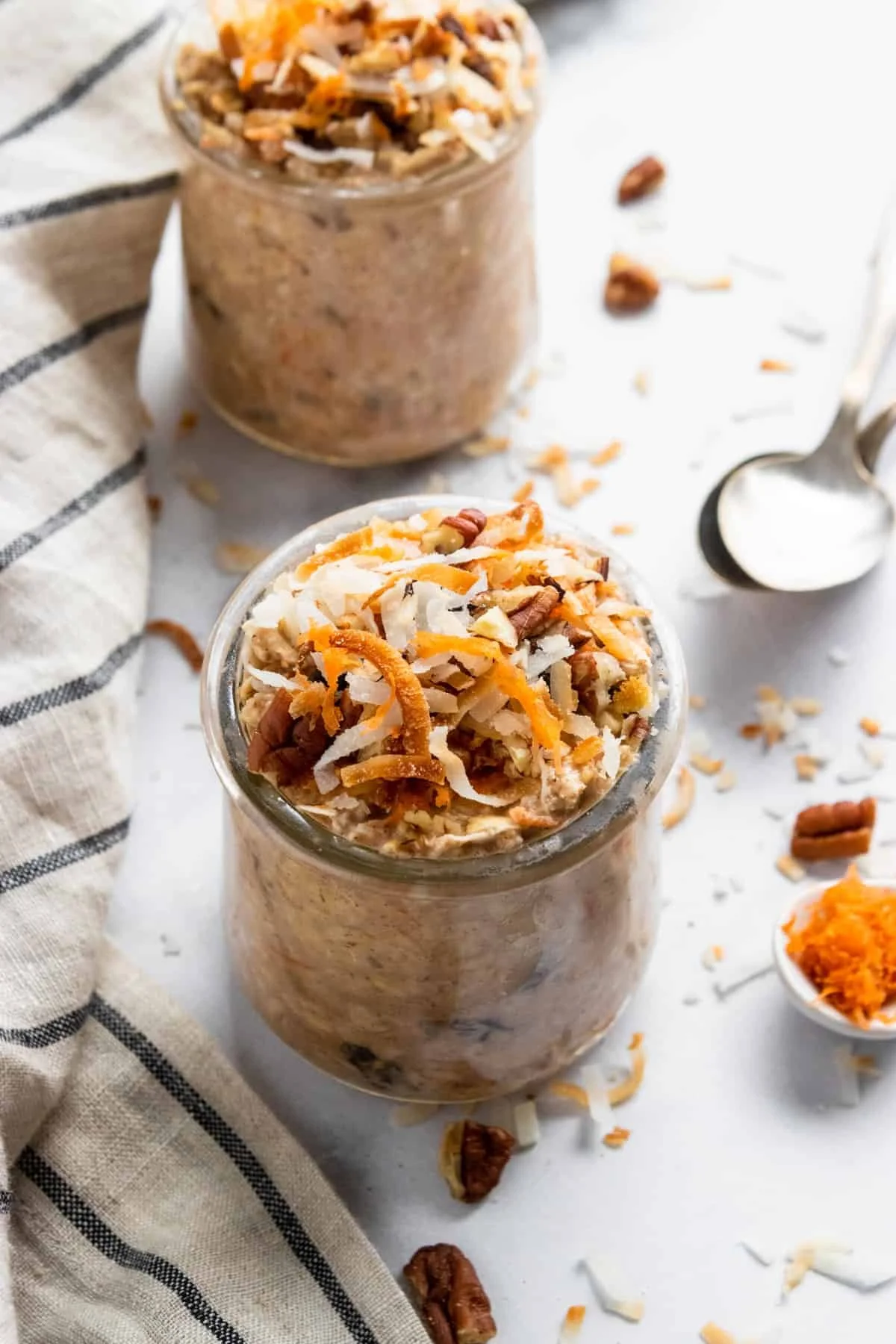 Carrot-Cake-Overnight-Oats-3.3.jpg