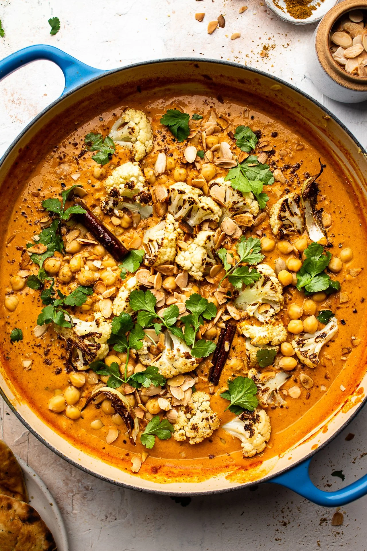 easy-vegan-korma-closeup-pan.jpg