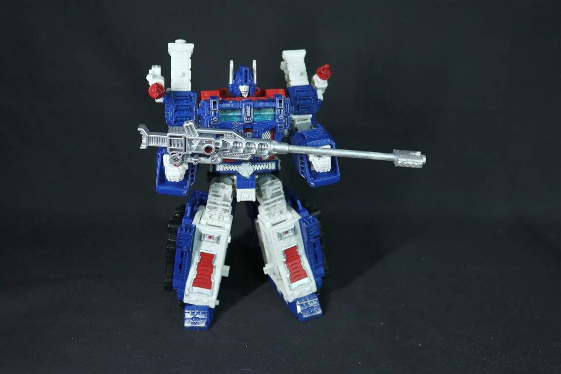 Sniper Rifle for Chromia and Ultra Magnus from Netflix WFC Siege