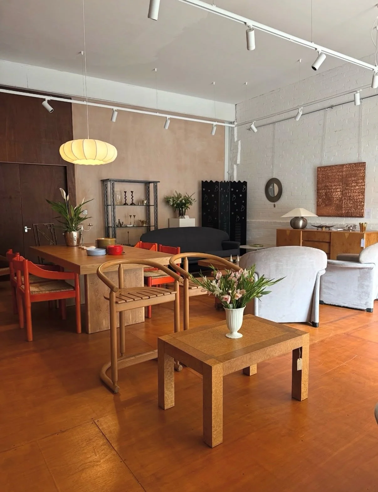 Looking back on last year when we opened the studio - many more opening days are planned for the year ahead. We&rsquo;re a little off the beaten track here in Saddleworth but only 12 miles east of Manchester City Centre and 15 minutes off the M62. Fi