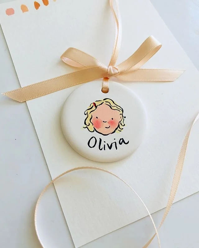 Currently on my painting table: A personalised portrait for Olivia finished with a pretty ballet pink bow. ✨💛⁣
⁣
⁣
 #portrait #childrensportrait #portraitdecorations #customillustration #illustration #customportrait #giftideas #artist #painting #acr