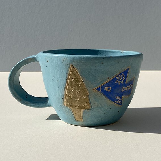 matt blue with bird scene mug.jpg
