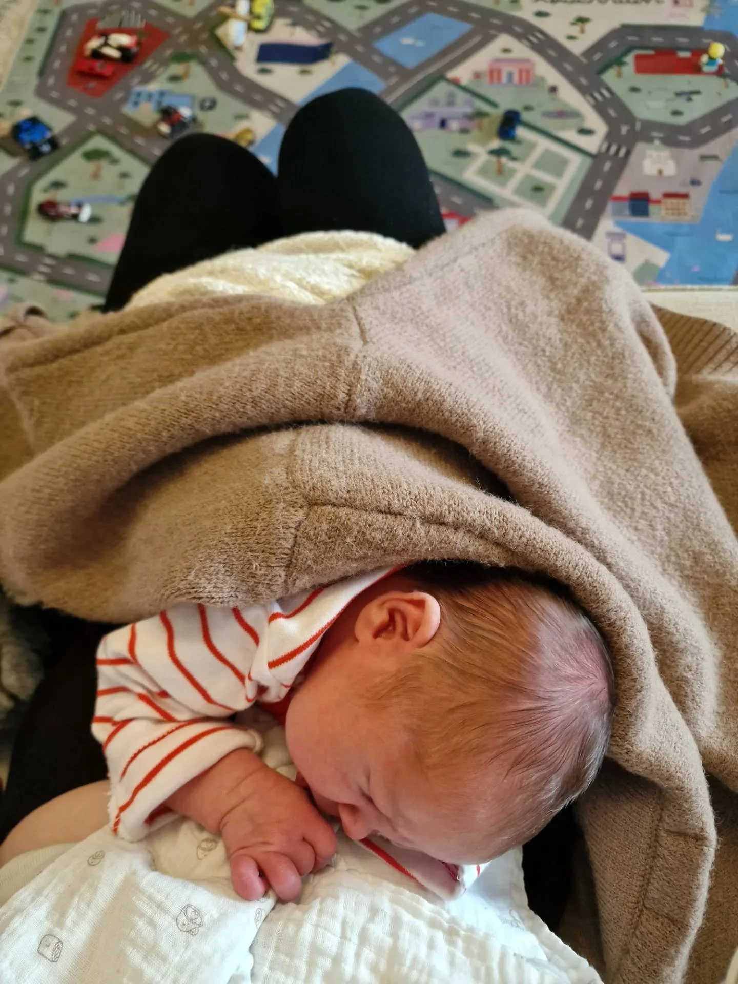 He's here, our sweet little boy. Max Charlie. The spit of  his big brother and the apple of our eyes ❤️

After a rough pregnancy and an anxiety-inducing last few weeks, we're thrilled he's here. 

I'll share his birth story in the weeks to come. Spoi