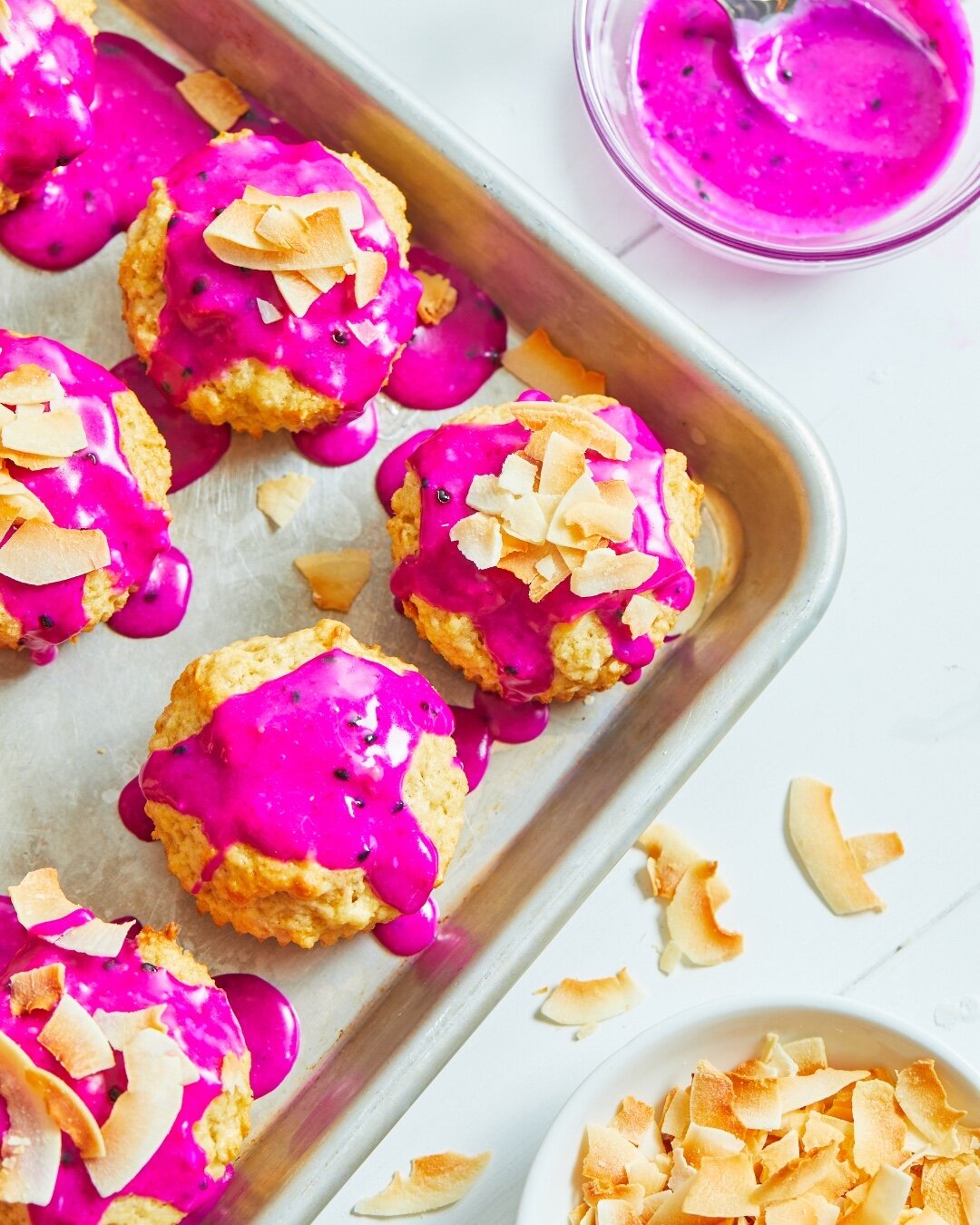 If you're ever wondering what treat you could make for breakfast/snack/dessert, I recommend that it include a dragonfruit icing. It's guaranteed to brighten your day and your tastebuds. 
. 
Coconut Muffins with Dragonfruit Glaze made for @Ripple by @