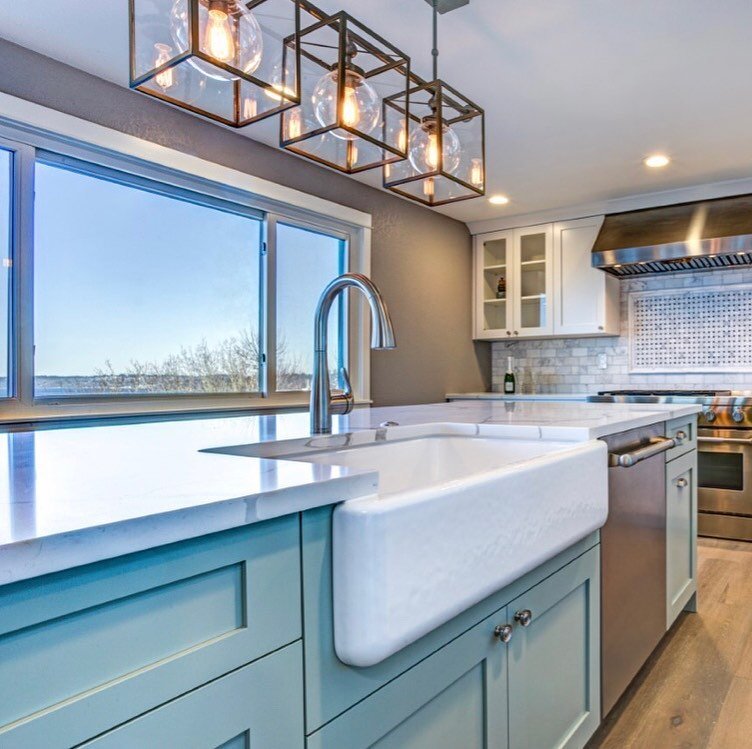 A kitchen with a view. It&rsquo;s always a good idea to consider interior spaces and the position of windows and doors. 
-
When it comes to the kitchen, having the sink and other usable spaces near a window with a view outside is highly desirable. 
-