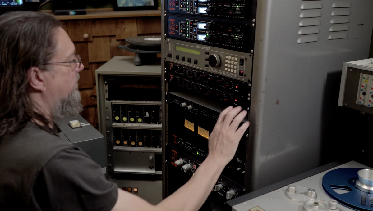 VINYL MASTERING WITH THE DANGEROUS SYSTEM - JEFF POWELL