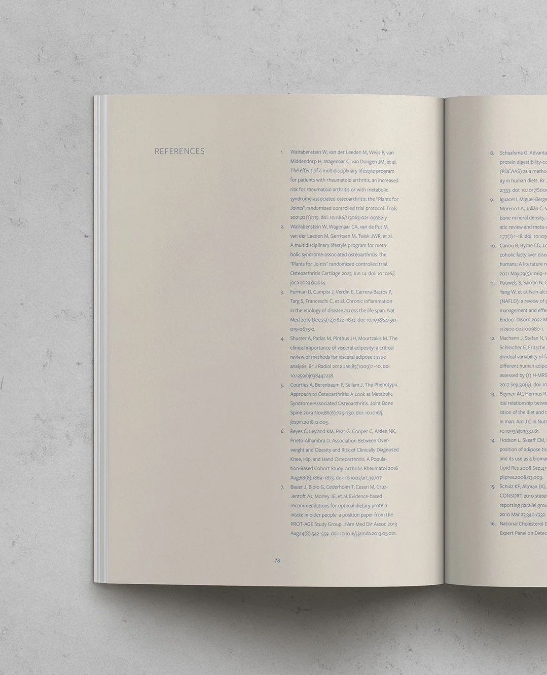 Door de pagina's met referenties in een proefschrift of naslagwerk een andere kleur te geven, is het makkelijker om erheen te navigeren als je een referentie in de tekst tegenkomt. Klein verschil, maar maakt het voor de lezer n&eacute;t weer een beet