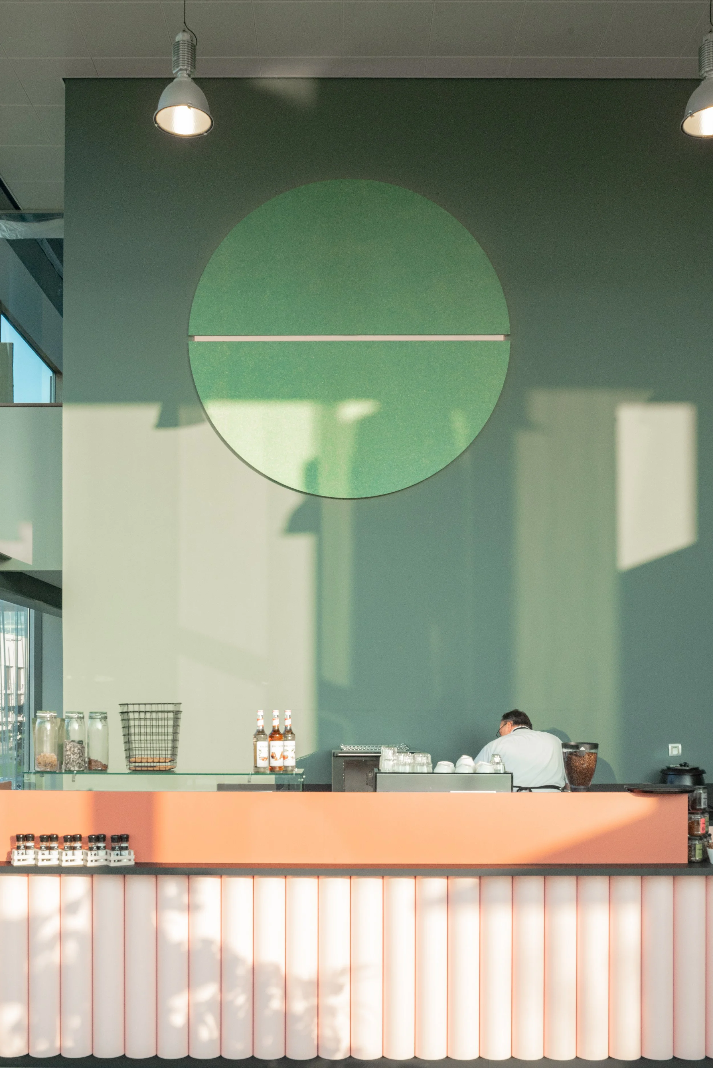 Jonge Hond ATELIER FRONT (14).jpg