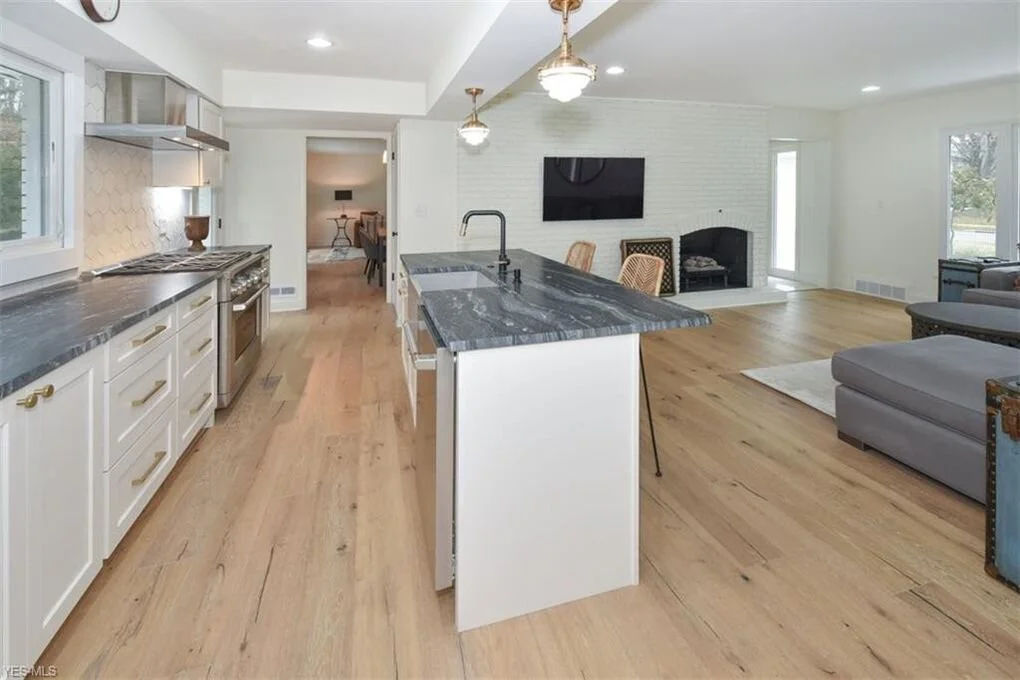 listing04-8.jpg