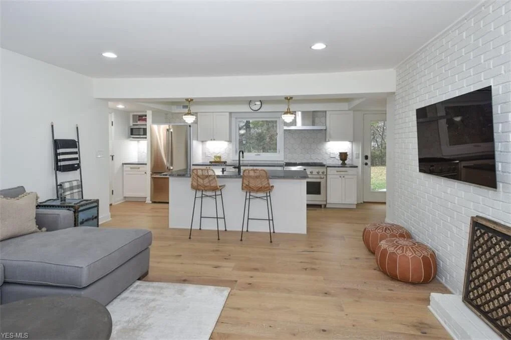 listing04-11.jpg