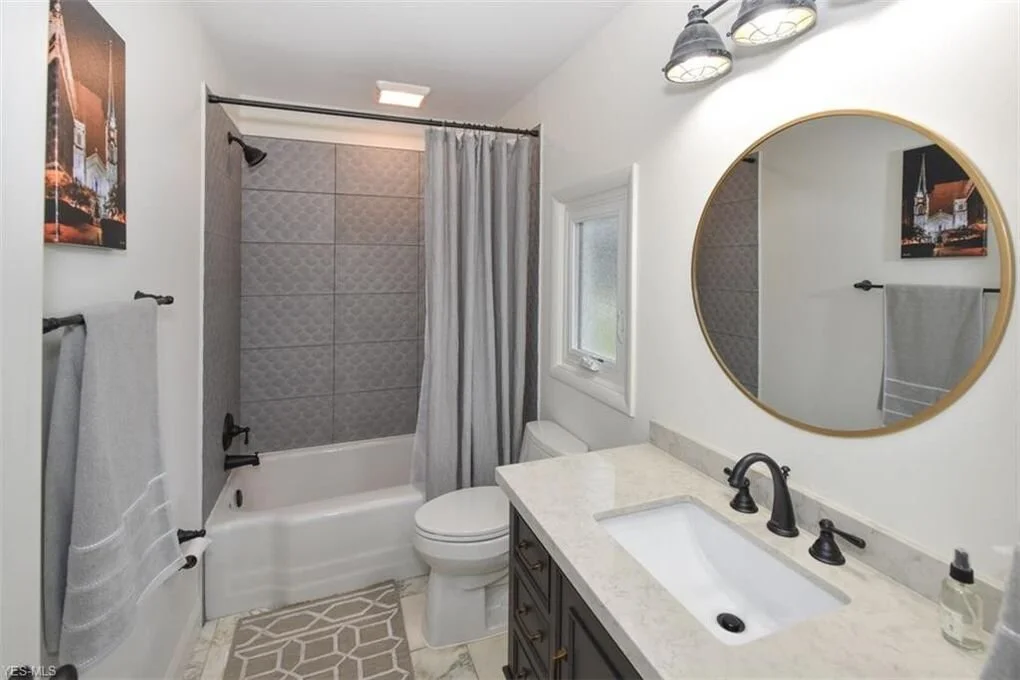 listing04-17.jpg