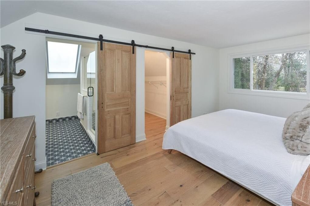 listing04-20.jpg