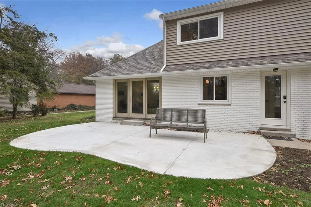 listing04-32.jpg