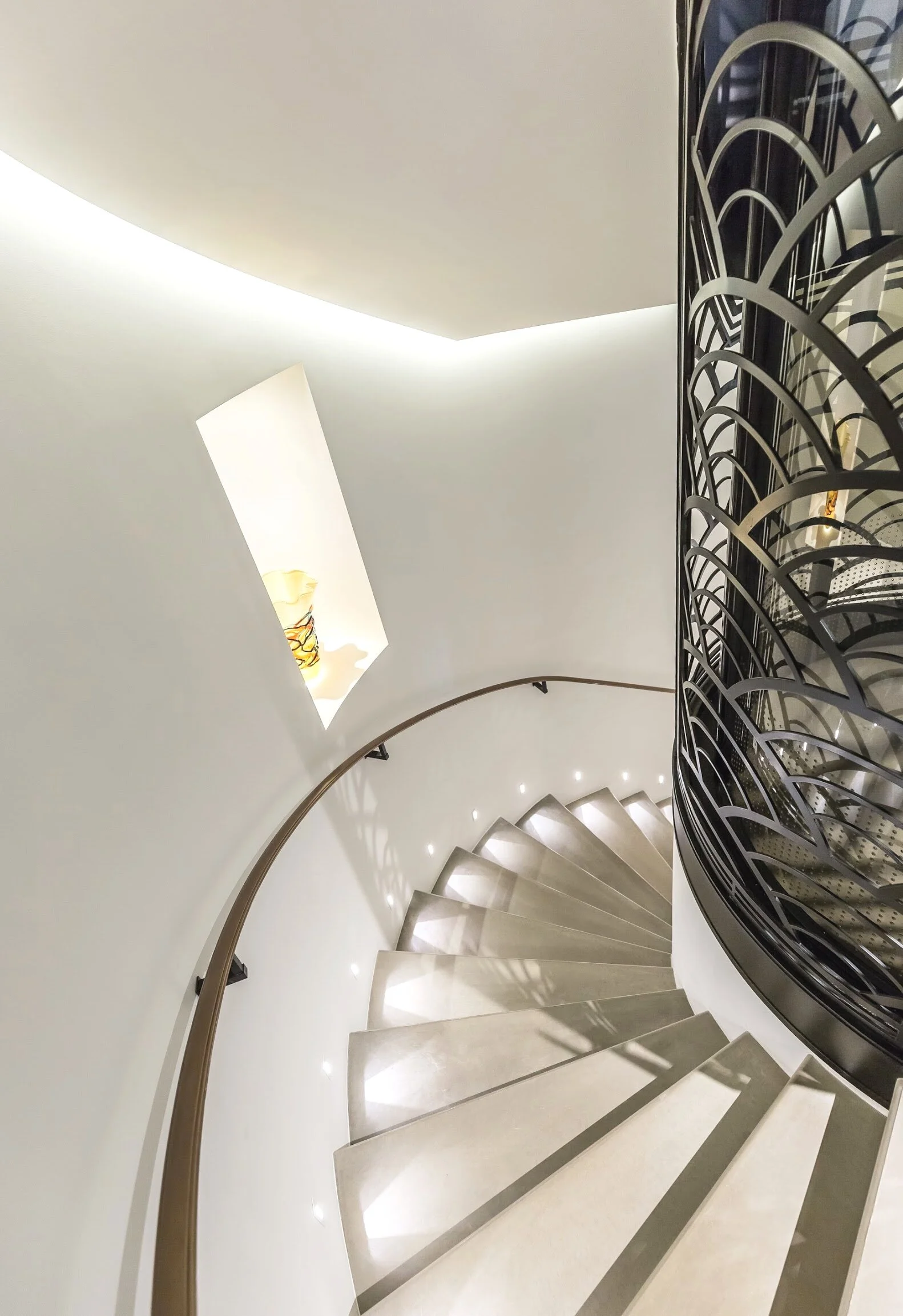Cordles Holland Park luxury stairwell