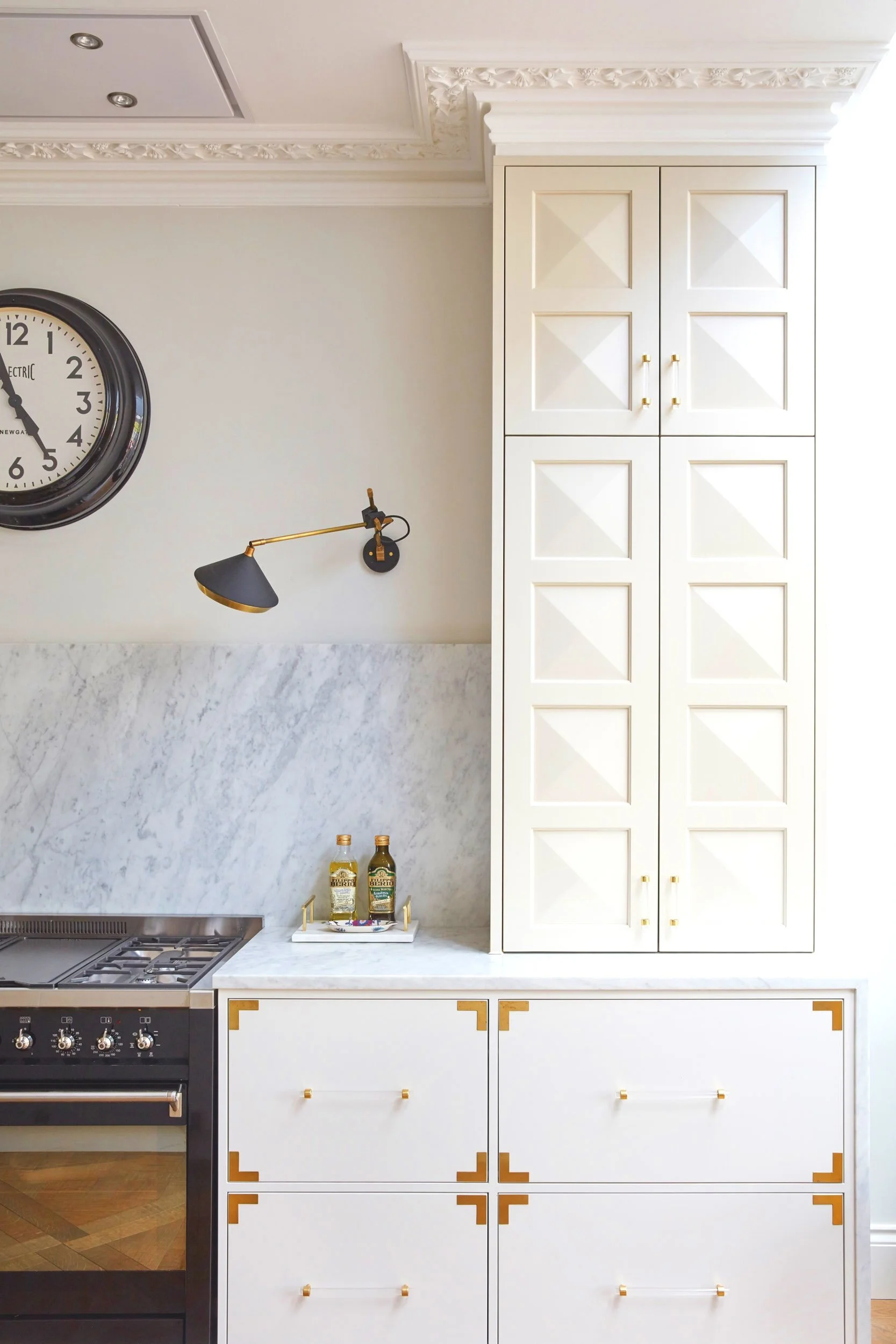 Cordles Wandsworth luxury kitchen cupboard