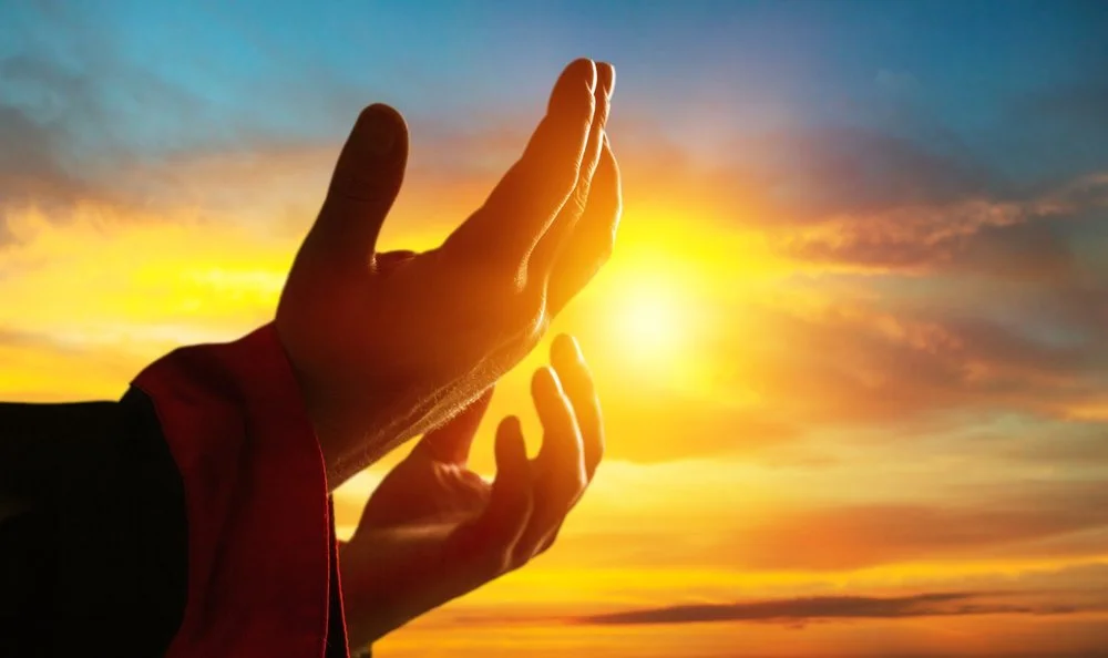 Praising God in Sad Times - 1 Peter 1: 3-12 (Simon Medcroft) episode artwork