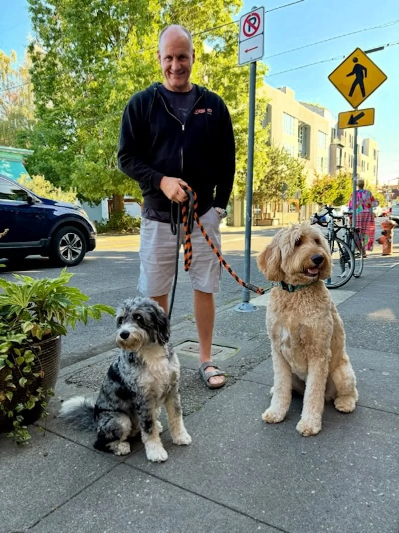 Perfect autumn day. Everyone smiling. Brunch at the Tin Shed. We&rsquo;re serving salmon cake Eggs Benedicts all weekend. And a little something for the pups! Come join us before the weather turns our focus inward. @tinshedgardencafe #pdxbrunch #salm
