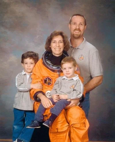 Ser Latinas - Ellen Ochoa 10.jpeg