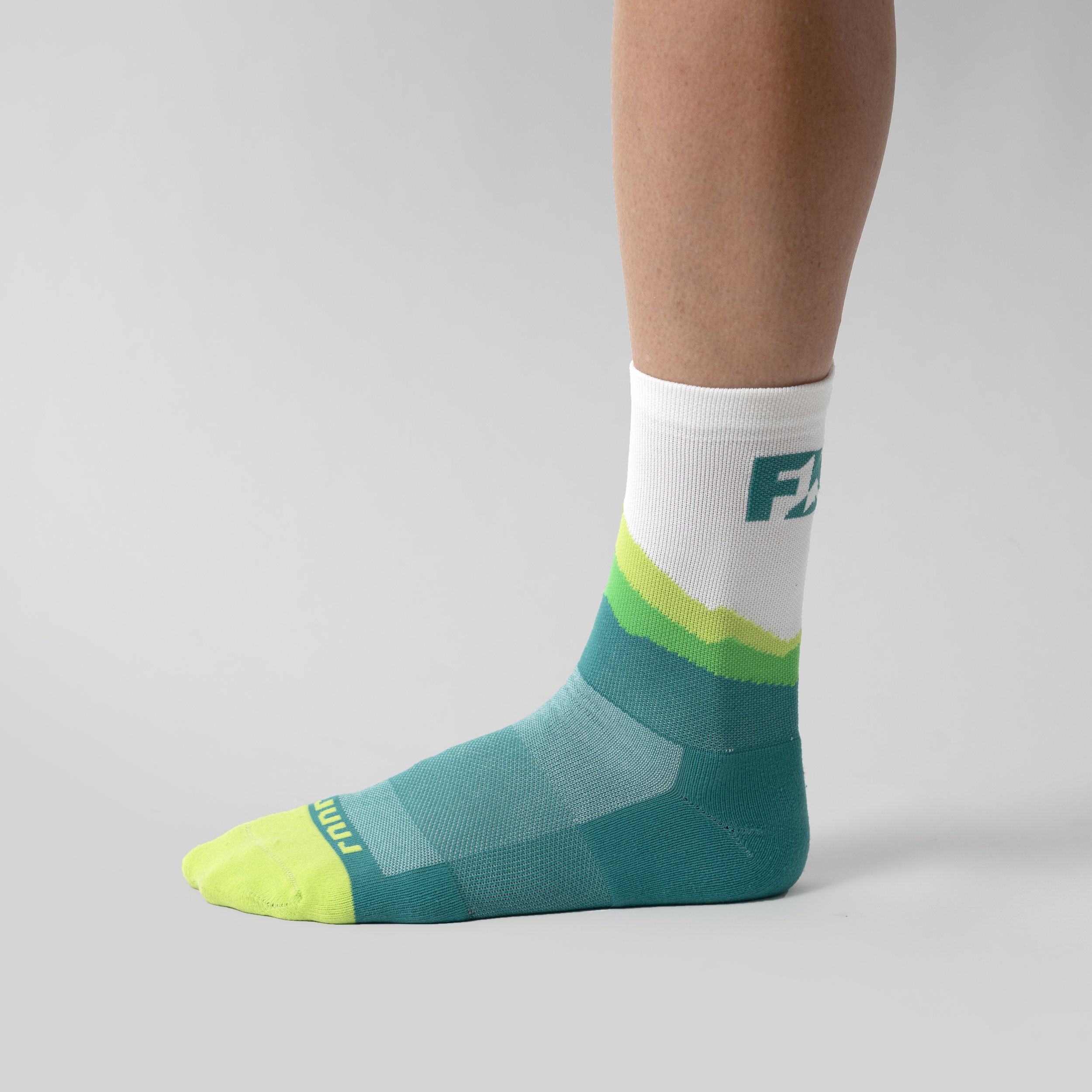 rnnr_MarathonSocks_FKT_Sideview_1_FullSize.jpg