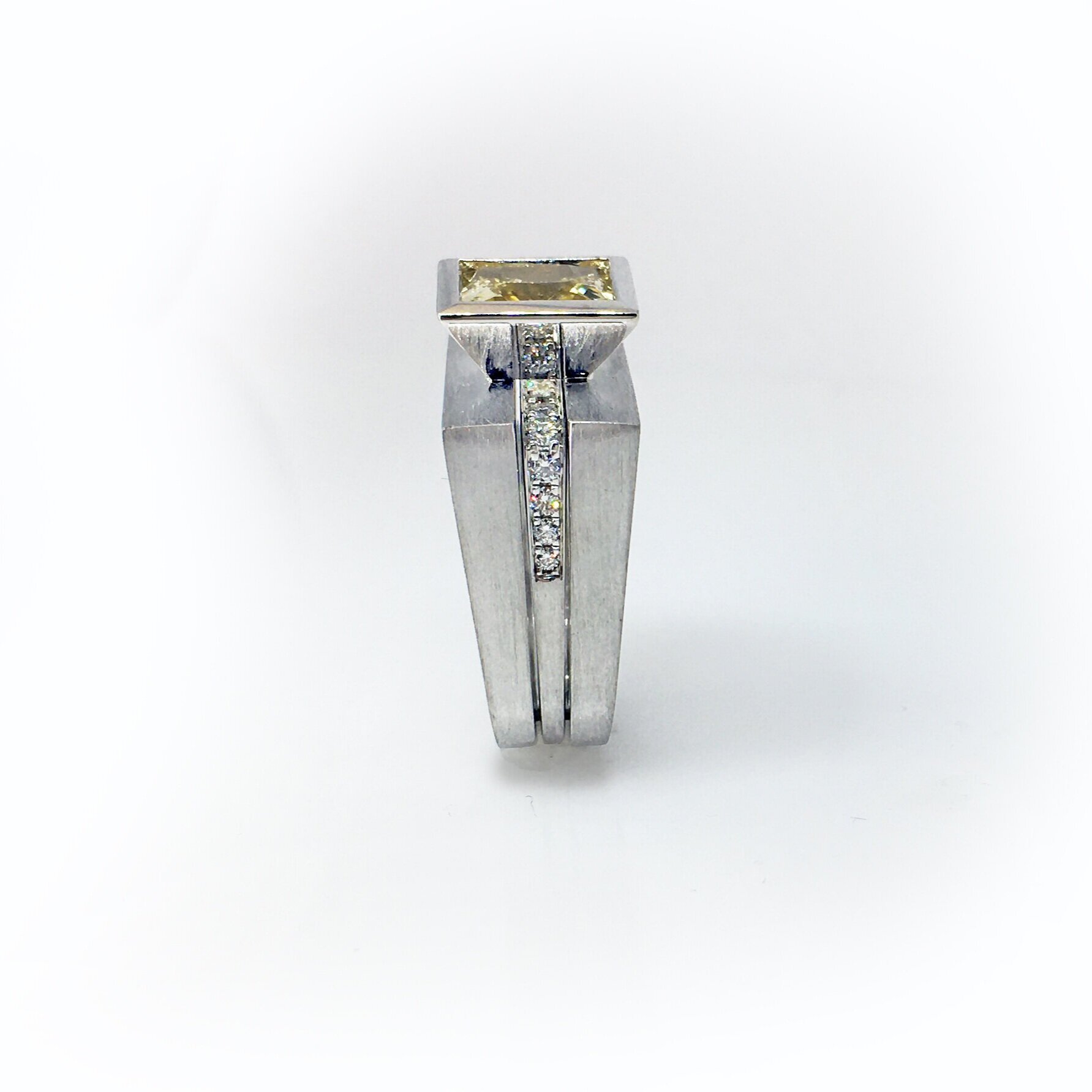 Princess Tapered Bezel on Parallel Band Ring