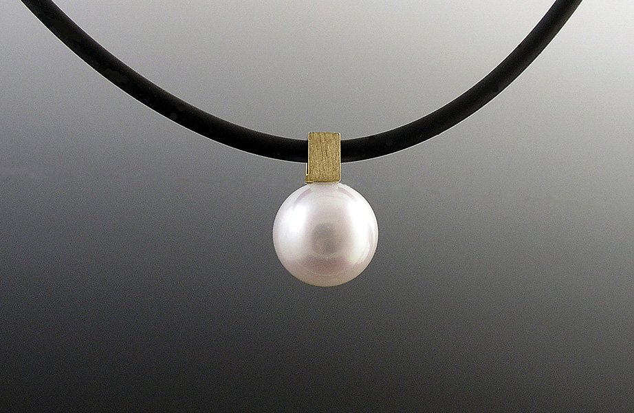 Pearls Series Necklace