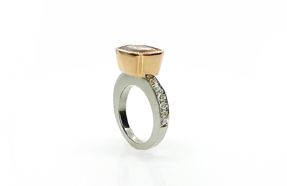 Morganite &amp; Diamond Pavé Rose Gold Anniversary Ring