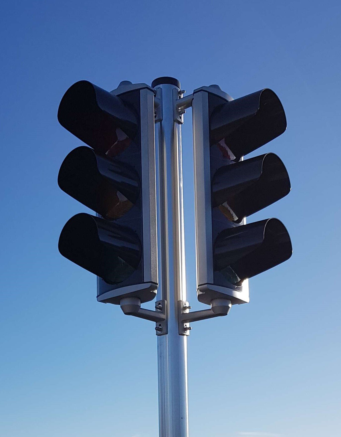 Réalta Aluminium Traffic Signal Heads — CIVIC