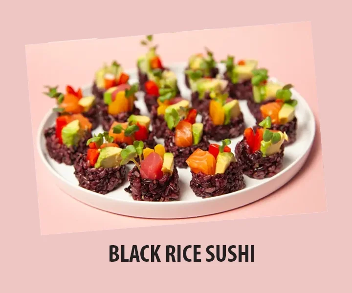 black rice sushi round dish for slider.webp
