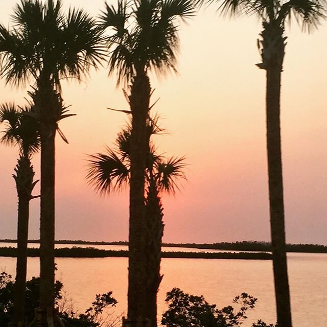 The colors of our sunsets. Never gets old #floridakeysvip #sunset