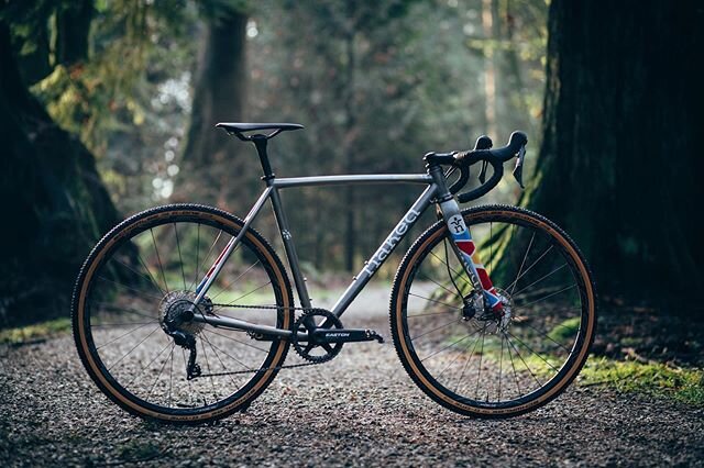CX — Naked Bicycles & Design