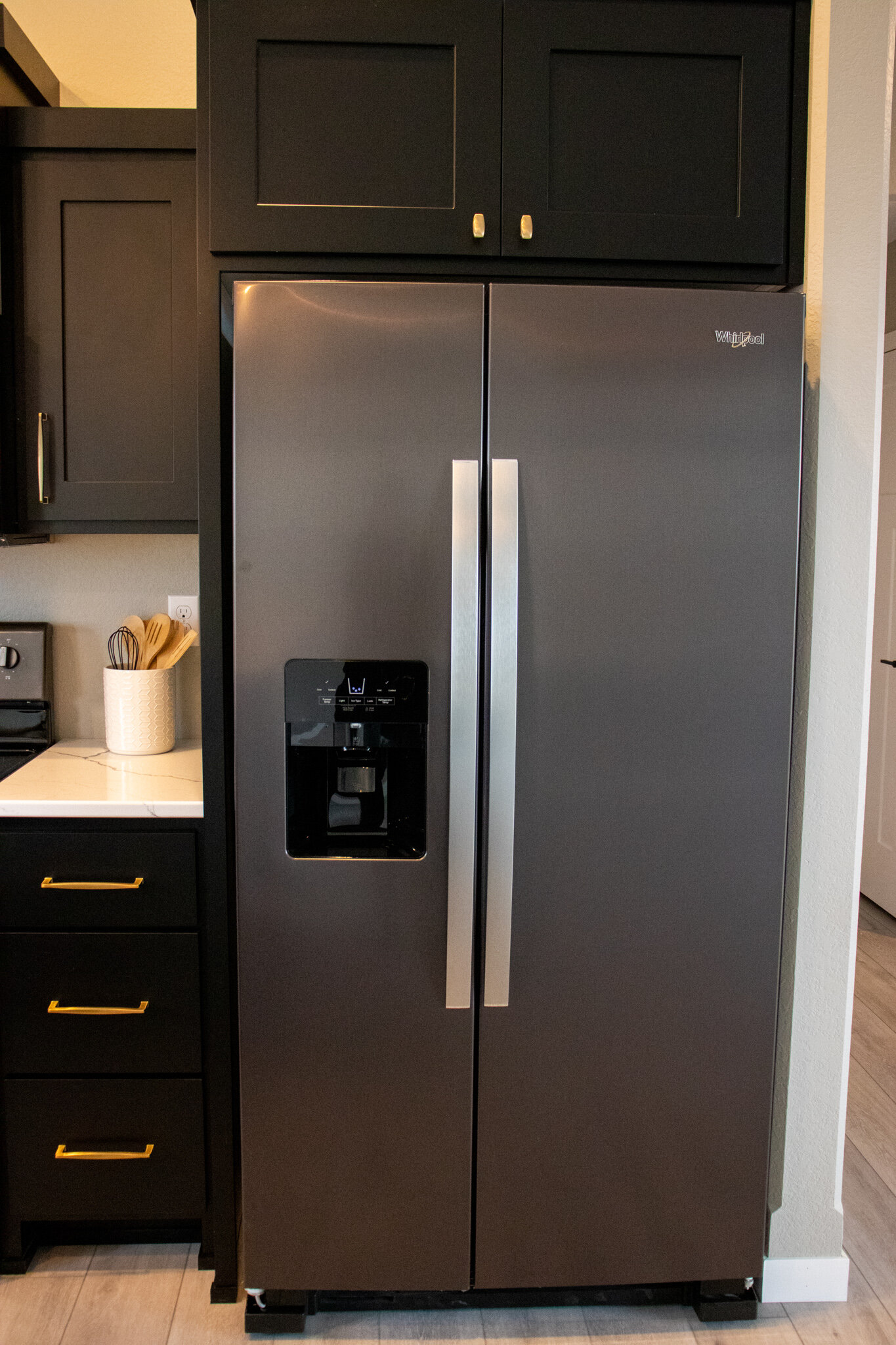 Whirlpool Refrigerator in Grey
