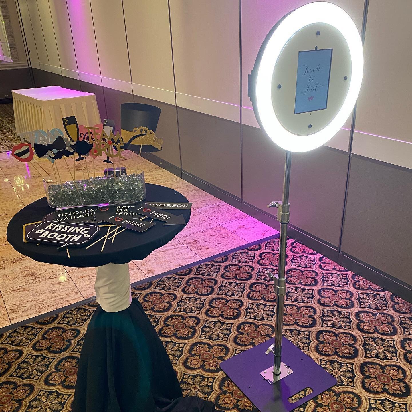 Our photobooth is the perfect addition to ANY celebration! Happy Wedding Day to the Kloch&rsquo;s! 
.
.
@manzosbanquets 
#LetsCelebrate #WeddingIdeas #photoboothrental #SelfieBooth #chicagoweddings