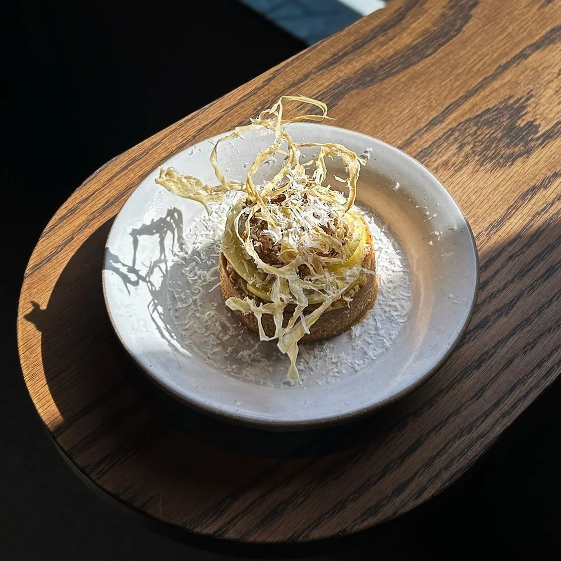 PARSNIP TART

Pears, honeyed walnuts, grana padano

#dinneratbarbs #bybarbara #barbararestaurant #chinatown #chinatownvancouver #chinatownyvr #supportlocalbusiness #supportlocal #supportlocalrestaurants #vancouverrestaurants #vancouverbusiness #bcwin