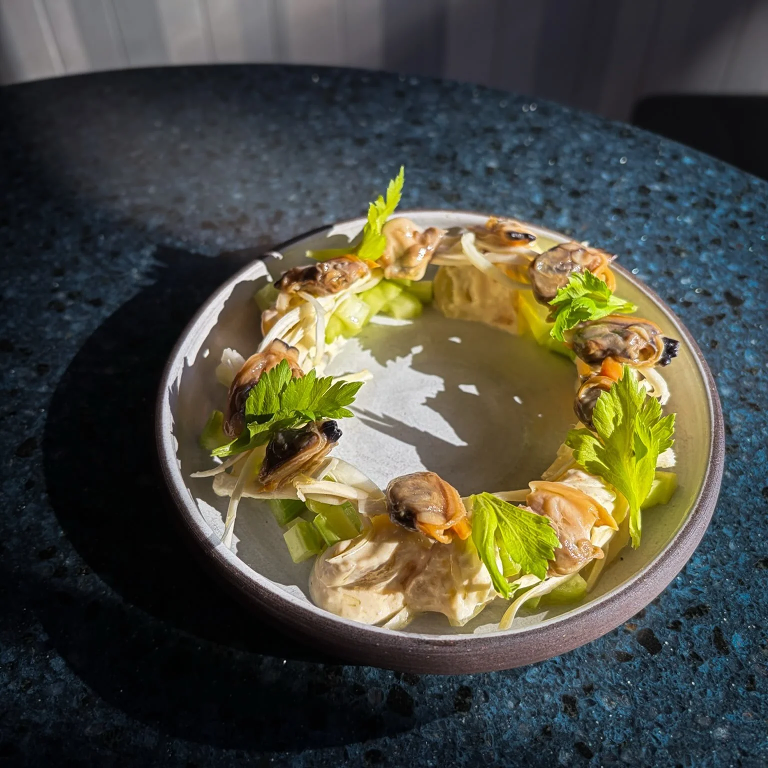 MARINATED CLAMS 

Fingerling potatoes, pine mushrooms, celery
