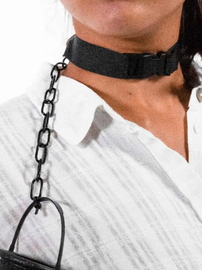 NeckPurse.jpg