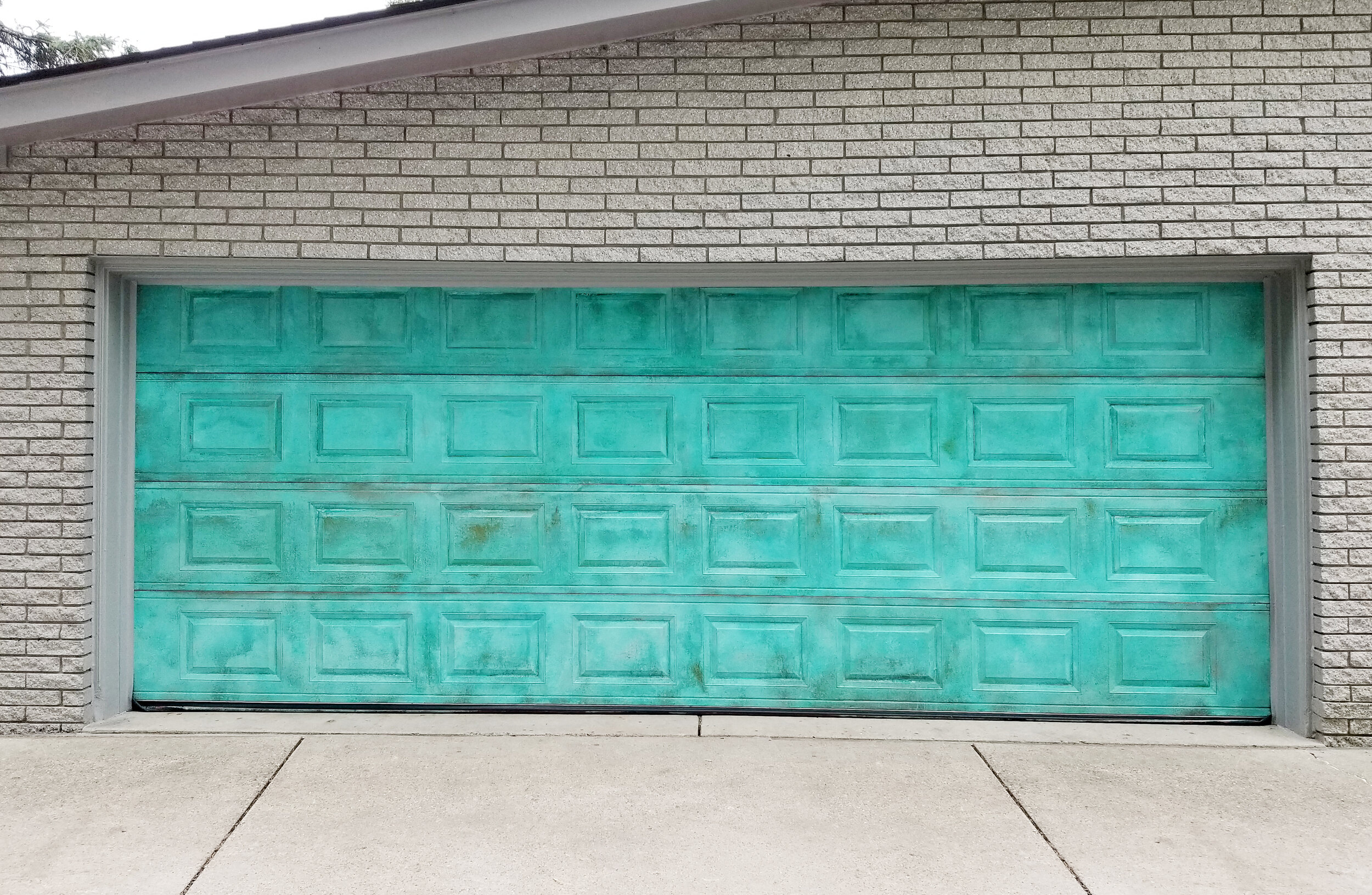 New Garage Doors Sales and Repairs in Bloomfield MI