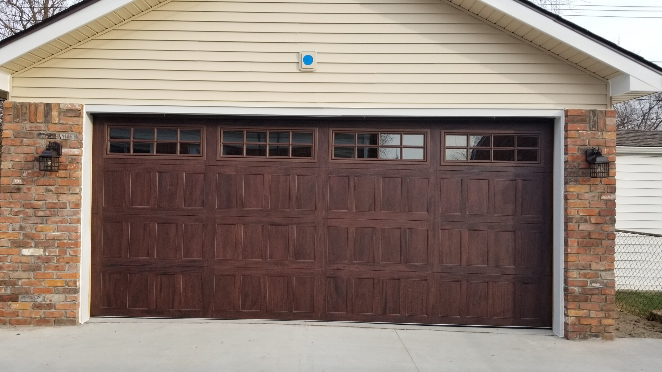 Ferndale Michigan Garage Doors Service and Replacement Company